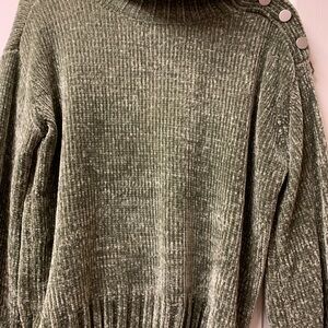 Cynthia Rowley Women's Green Sweater with Button Detail